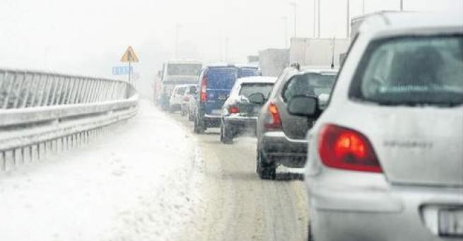 KPP Piaseczno: kierowcy, uważajcie na drogach